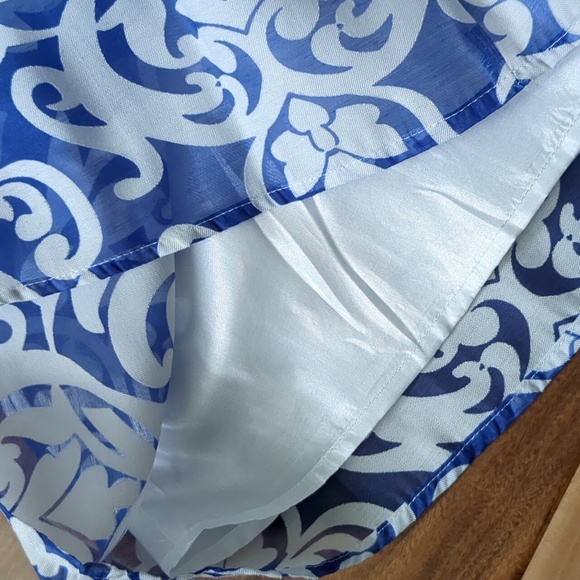 Off the shoulder blue &white dress. Small. New with tag by Jealous Tomato - Picture 4 of 5